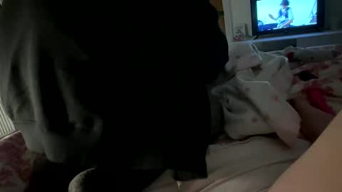 bigwhitecollegebull online show from 10-20-25, 05:19