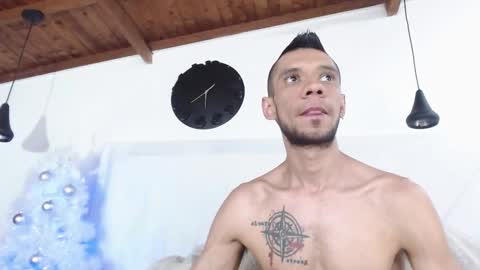 Snapshot of bigzehuz chatting on 12-06-24, 01:51 andres online show from 12-06-24, 01:51