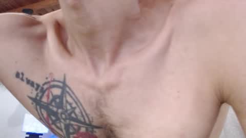 Snapshot of bigzehuz chatting on 01-12-25, 01:27 andres online show from 01-12-25, 01:27