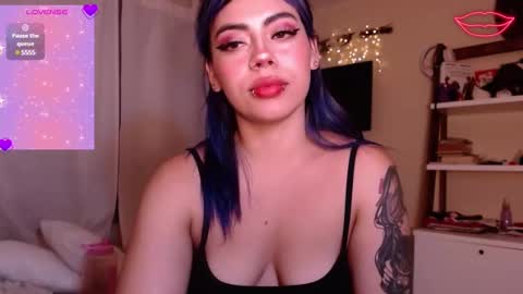 Snapshot of biigbooty_ chatting on 02-12-25, 04:44 biigbooty_ online show from 02-12-25, 04:44
