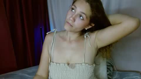 Snapshot of biki_sensual chatting on 03-23-26, 01:20 hi soy natural girl biki online show from 03-23-26, 01:20