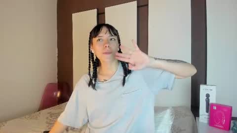 bilie__eilish online show from 06-19-26, 11:58