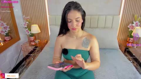 Bilie online show from 02-25-26, 01:48