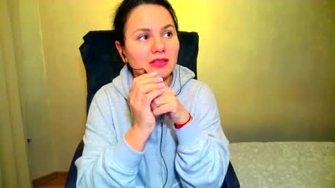 DOM NIKA online show from 02-24-25, 10:25