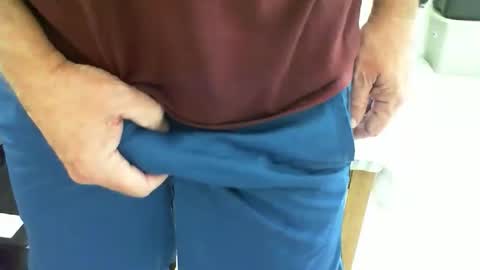 Snapshot of billiam8 chatting on 03-12-26, 01:17 Billiam8 online show from 03-12-26, 01:17