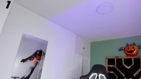 Billie online show from 10-16-25, 07:59