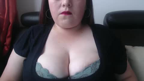 Snapshot of billie_k chatting on 02-15-25, 04:34 billie online show from 02-15-25, 04:34