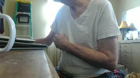 Snapshot of bimbttm chatting on 02-12-26, 03:29 Bimbttm online show from 02-12-26, 03:29