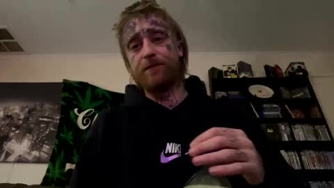 bimmyleanin420 online show from 09-23-25, 04:59