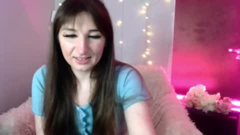 birdie_kiss online show from 06-16-26, 07:38