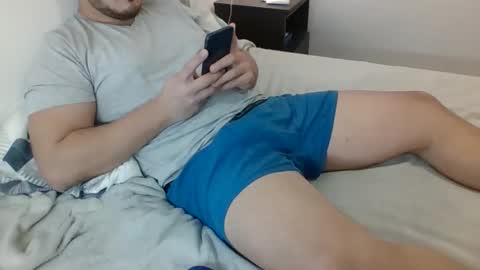 Snapshot of bisex_argen chatting on 03-15-26, 11:22 bisex_argen online show from 03-15-26, 11:22