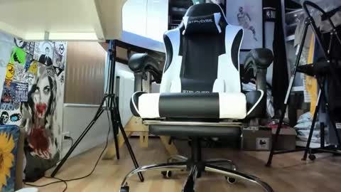 Snapshot of bisexualjay chatting on 03-30-26, 12:17 bisexualjay online show from 03-30-26, 12:17