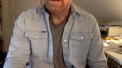 Snapshot of bisonbar chatting on 02-06-26, 05:05 BisonBar online show from 02-06-26, 05:05