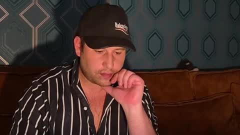 Snapshot of bitchellll chatting on 07-26-26, 06:48 Mitchell online show from 07-26-26, 06:48