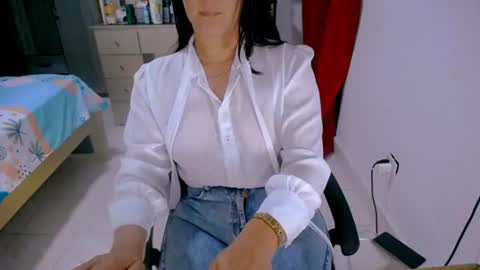bittermomxxx online show from 06-24-26, 04:50