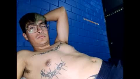 bittersweet_guy_ online show from 02-18-25, 08:38