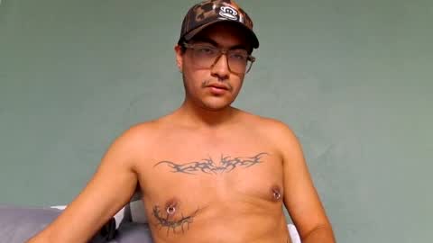 bittersweet_guy_ online show from 08-09-26, 05:51