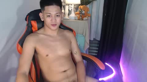 Snapshot of bj_alex31 chatting on 09-17-25, 07:04 alex online show from 09-17-25, 07:04