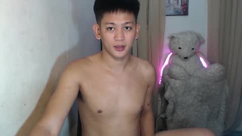 Snapshot of bj_alex31 chatting on 11-05-25, 08:25 alex online show from 11-05-25, 08:25