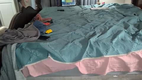 Snapshot of bjaybaby chatting on 12-18-25, 03:34 bjaybaby online show from 12-18-25, 03:34