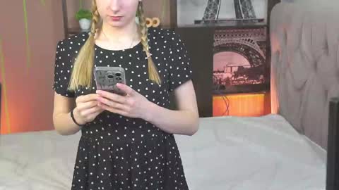 Snapshot of bjliki chatting on 02-06-25, 02:26 Julia online show from 02-06-25, 02:26