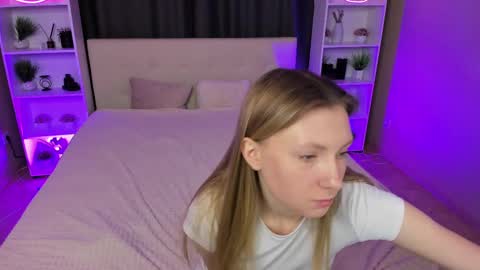 Snapshot of bjliki chatting on 02-10-25, 03:03 Julia online show from 02-10-25, 03:03