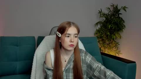 Snapshot of bjliki chatting on 02-17-25, 11:23 Julia online show from 02-17-25, 11:23