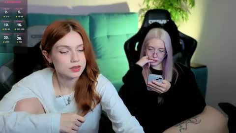 Snapshot of bjliki chatting on 09-20-25, 09:05 Julia online show from 09-20-25, 09:05