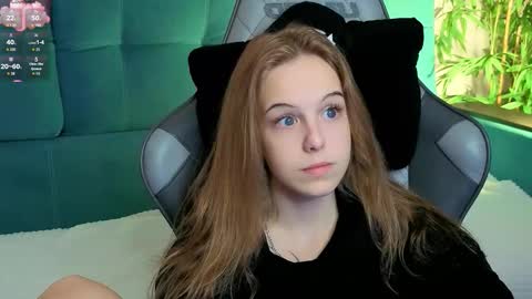 Snapshot of bjliki chatting on 09-21-25, 09:11 Julia online show from 09-21-25, 09:11