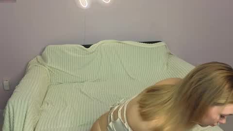 Snapshot of bjliki chatting on 09-23-25, 09:34 Julia online show from 09-23-25, 09:34