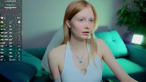 Snapshot of bjliki chatting on 10-19-25, 03:29 Julia online show from 10-19-25, 03:29