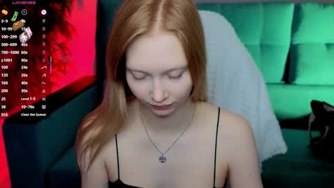 Snapshot of bjliki chatting on 10-20-25, 03:40 Julia online show from 10-20-25, 03:40