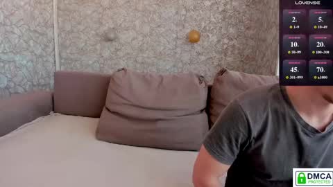 Mia and Rick online show from 05-05-26, 12:02