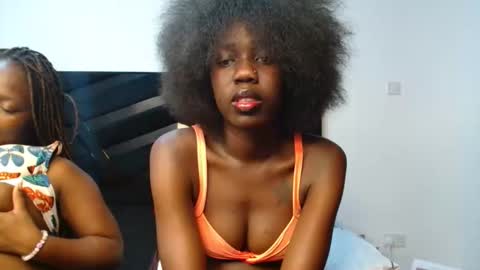 Snapshot of black_african_queen chatting on 09-14-25, 07:13 Queen online show from 09-14-25, 07:13