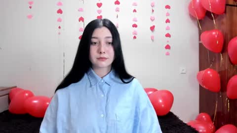 Snapshot of black_berry_bla_ck chatting on 02-18-25, 12:39 black_berry_bla_ck online show from 02-18-25, 12:39