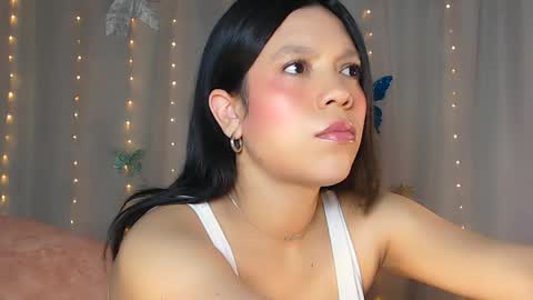 Sara online show from 05-20-26, 09:26