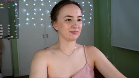 Snapshot of black_eva_ chatting on 01-23-25, 06:24 Eva online show from 01-23-25, 06:24