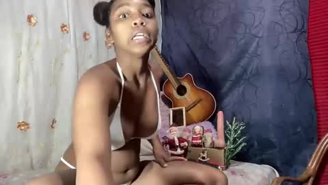 MORENITA ISA online show from 12-10-24, 02:16