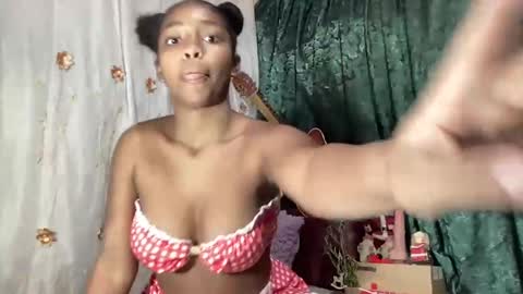 MORENITA ISA online show from 12-11-24, 12:44