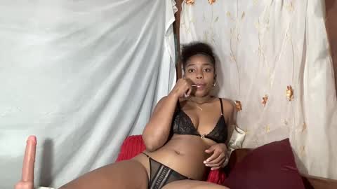 MORENITA ISA online show from 02-08-25, 12:17