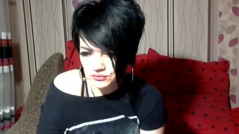 black_hot_01 online show from 01-29-25, 03:33