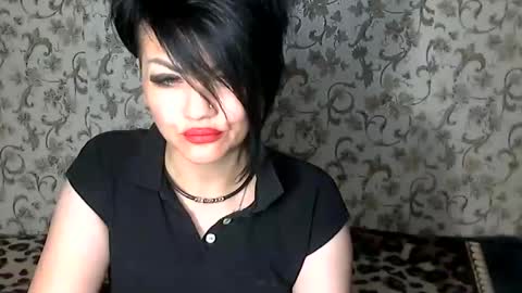 black_hot_01 online show from 09-12-25, 11:04