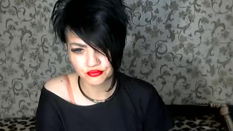 black_hot_01 online show from 09-19-25, 12:02