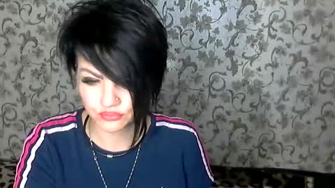 black_hot_01 online show from 10-02-25, 08:05