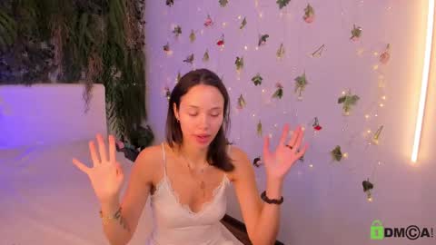 Jenny online show from 05-13-26, 08:44
