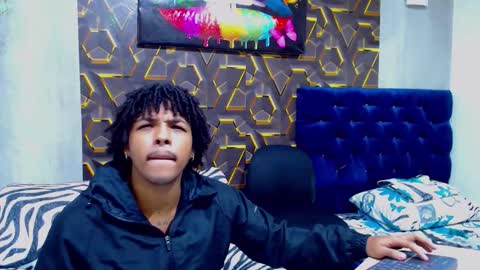 black_king_241 online show from 09-17-25, 03:08