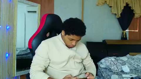 black_king_241 online show from 06-17-26, 02:07