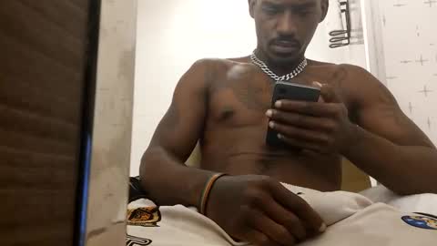 Snapshot of black_mamba2969 chatting on 09-29-25, 02:16 black_mamba2969 online show from 09-29-25, 02:16