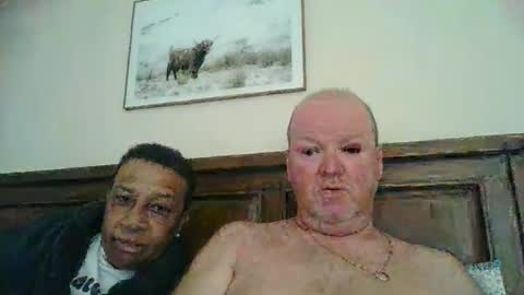 black_n_white4 online show from 12-27-24, 09:22