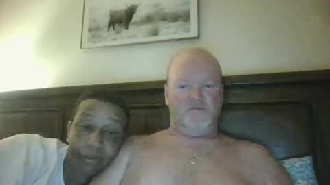 black_n_white4 online show from 12-30-24, 11:04